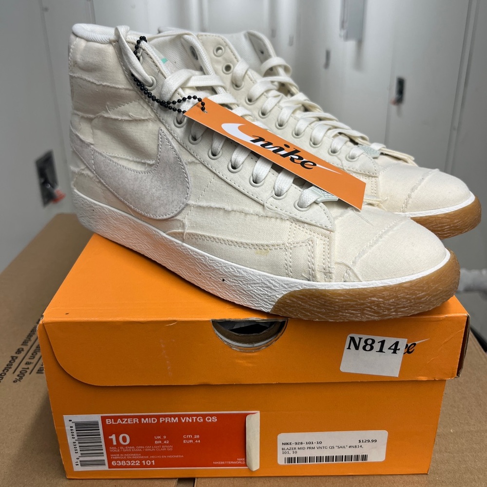 Nike Blazer Mid Prm Vntg QC Cream and White